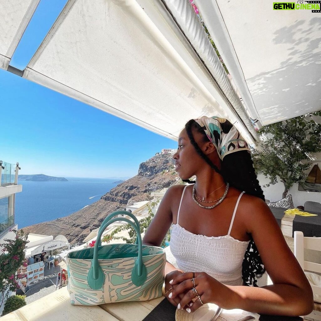 Jessica Allain Instagram - 📍Thera, Santorini. Santorini, Greece