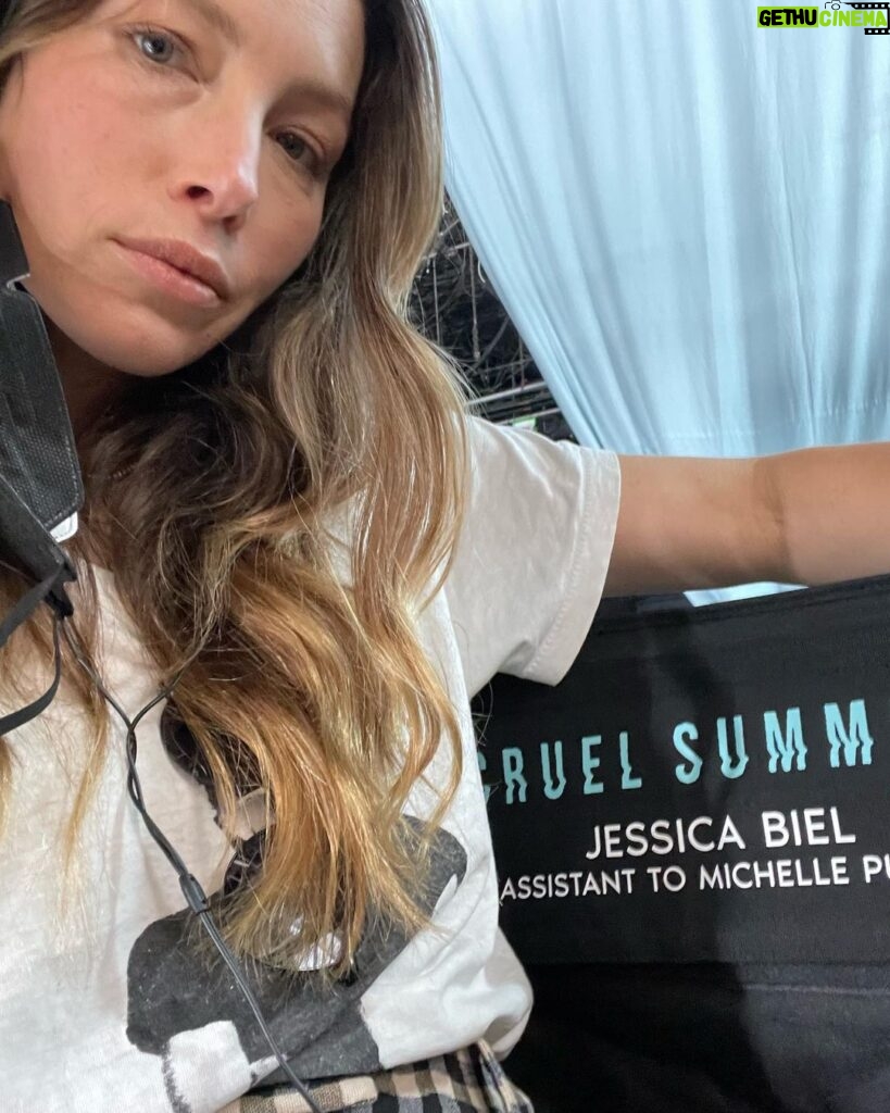 Jessica Biel Instagram - Hello from @michellepurple3 and Michelle Purple’s assistant.