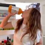 Jessica Biel Instagram - If you know you know 🍊It’s better than the Purple stuff 🧡 @kinderfarms