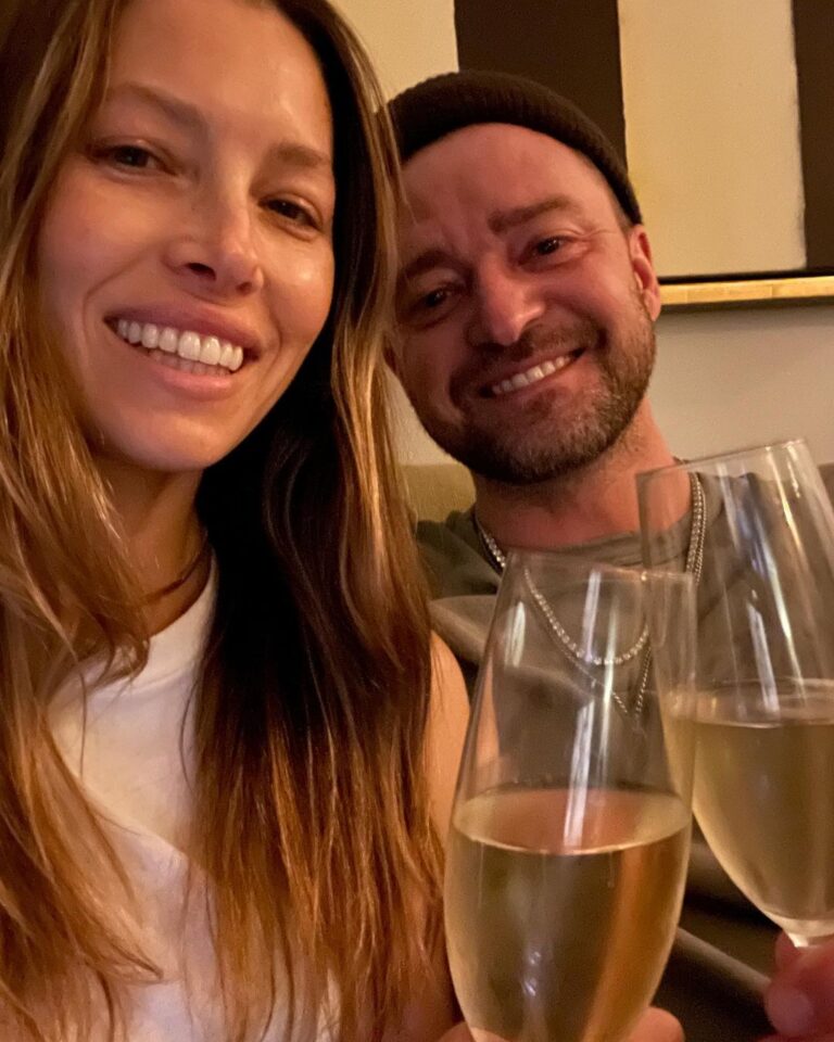 Jessica Biel Instagram - Thanks for watching with us! Hope everyone enjoyed Candy! 🥂