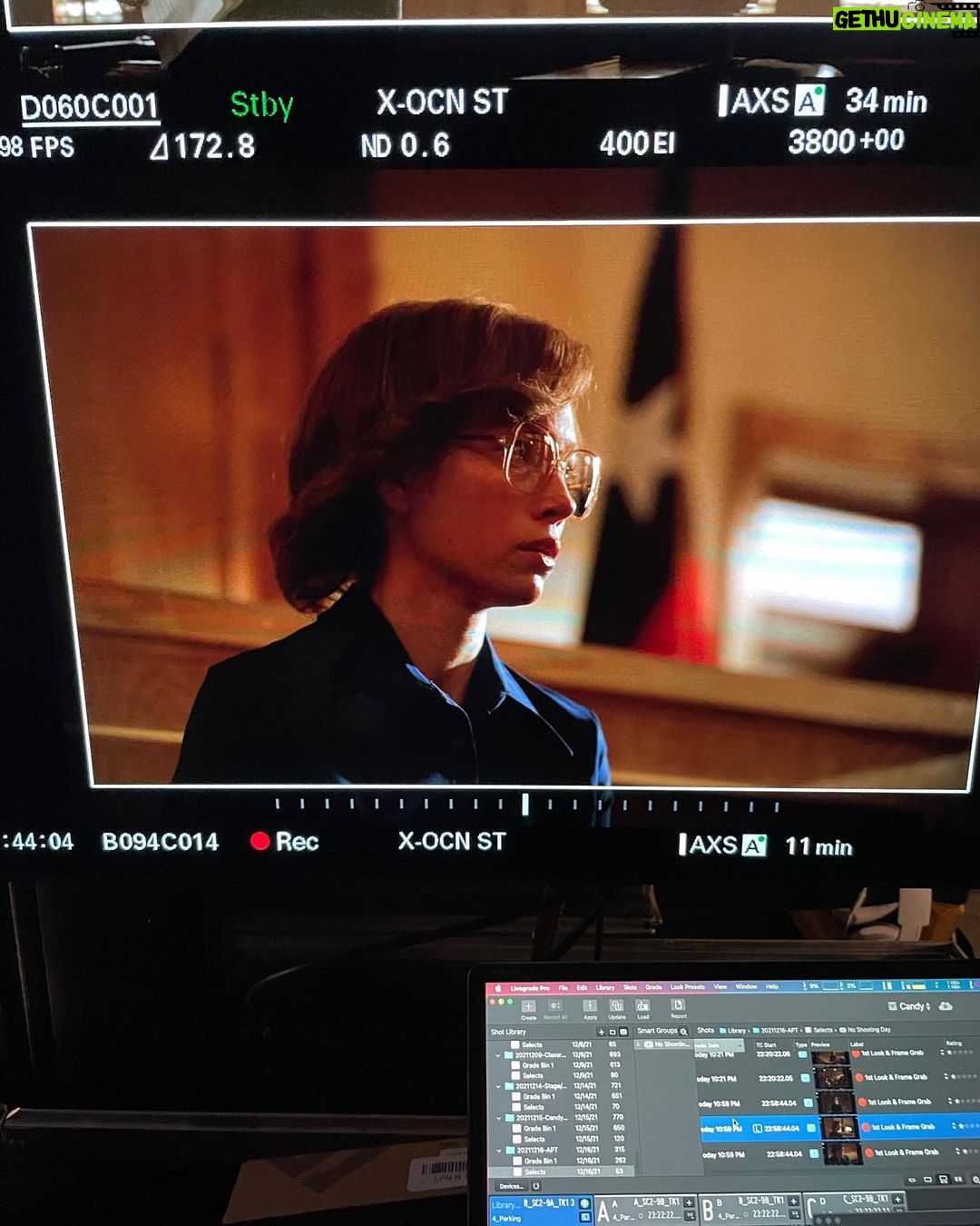 Jessica Biel Instagram - And that’s a wrap. All 5 episodes of CANDY are out now on @hulu!! 🍭🪓