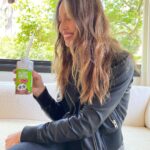 Jessica Biel Instagram - My new favorite thing on earth (happy🌎 day!) 👉🏻 Kindersprout… aka plant-based, lunchbox safe, healthy protein shake that my kids love too 🌱@kinderfarms