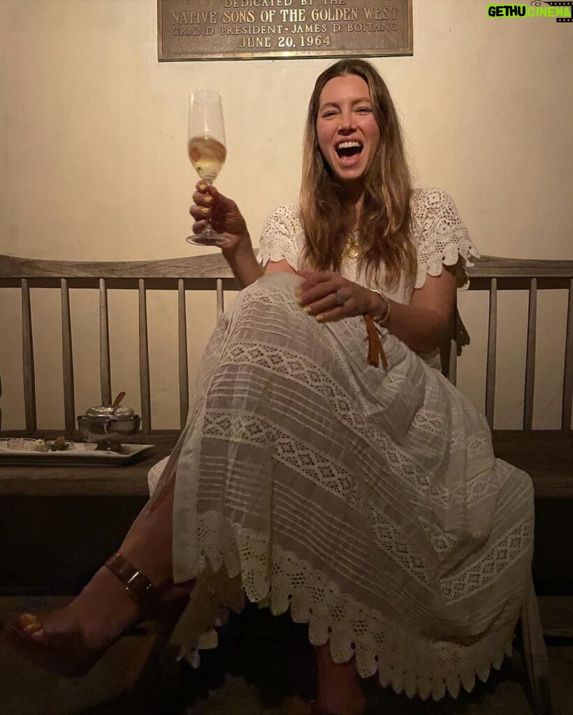 Jessica Biel Instagram - Has anyone ever been THIS happy to have a drink? Yes? Moms in the back? I hear you.
