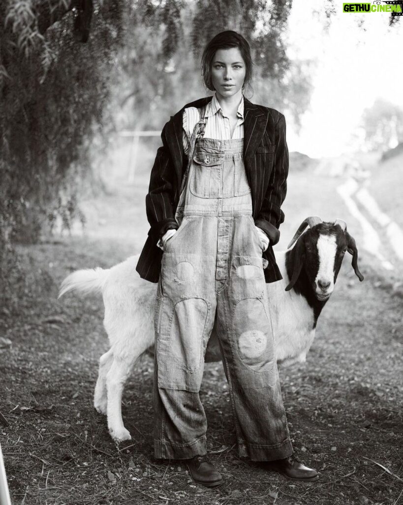 Jessica Biel Instagram - Just because it’s Friday, here’s me and a very dramatic goat for @voguemagazine. #FBF