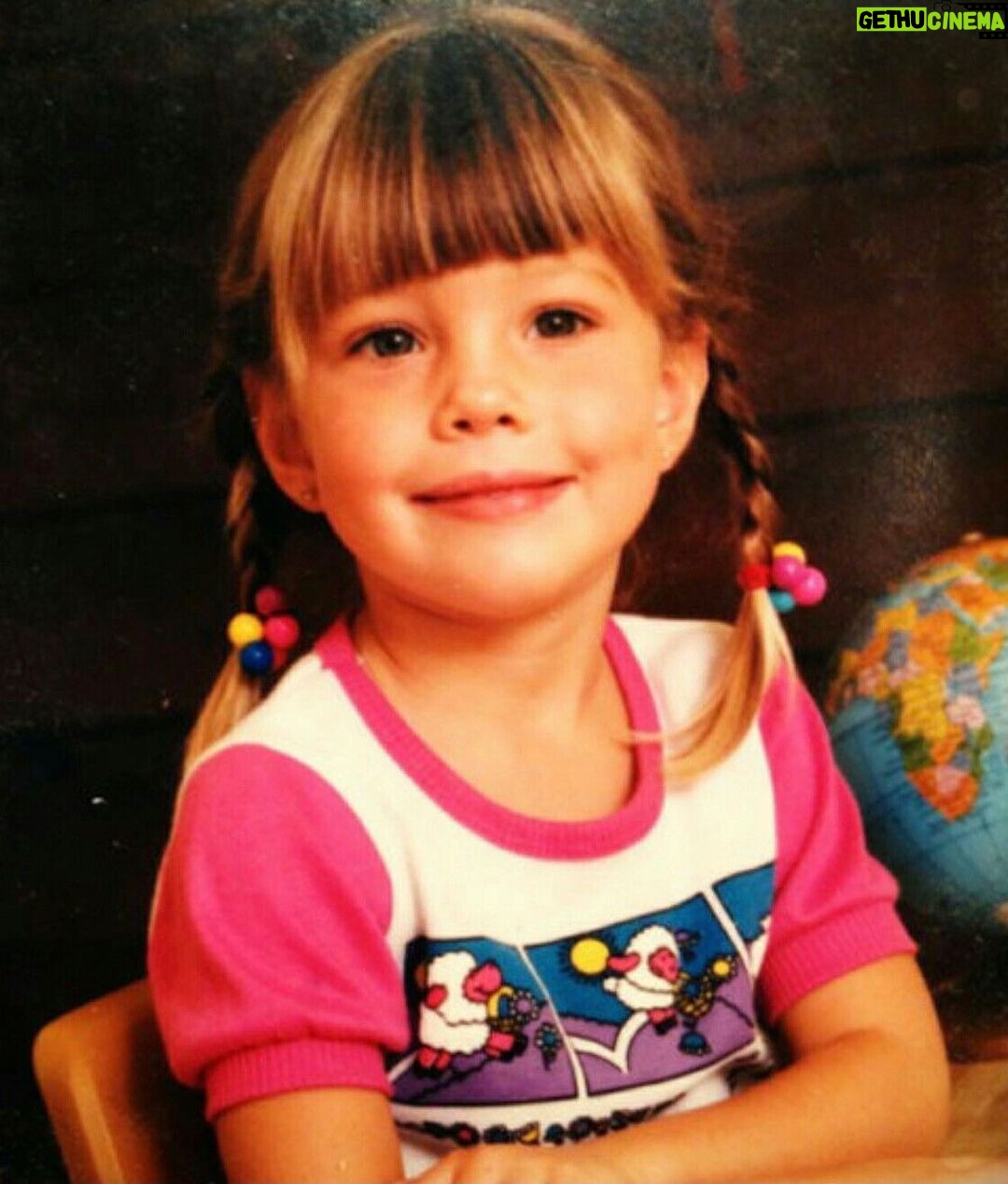 Jessica Biel Instagram - #TBT feeling like a little kid today... thank you all for the birthday wishes 💛 It’s been a weird year, but I’m very grateful for the love!