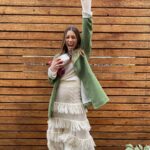 Jessica Biel Instagram - Take some serious, normal content they said… I ❤️ @kinderfarms and I’m so excited for the world to love it too. Swipe to the end, it’s important.