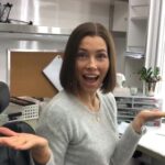 Jessica Biel Instagram - The bob means business. A lot more of this on #LIMETOWN (streaming for *free* on @peacocktv right now!)