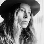 Jessica Biel Instagram - Me in a hat. But now that I have you here... It’s been 116 days and we still have not arrested the cops who killed Breonna Taylor. Go to my stories to see ways you can help demand #justiceforbreonnataylor.
