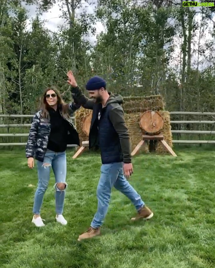 Jessica Biel Instagram - This time last year we were practicing our apocalypse skills... unaware that the world would actually be a VERY different place soon. Let's take today to spend with family SAFELY (for real, wear a mask pls) and remember that while July 4th represents freedom, we still have a lot of work to do in this country for real progress.