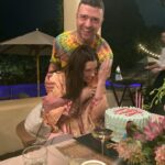 Jessica Biel Instagram - Celebrating my birthday in style... and by that I mean, in pajamas. I made Justin PROMISE not to sing Happy Birthday to me, so he improvised. Sorry you can’t hear it, but I’m still laughing 😂. Thank you, you wonderful human, for really listening to me, and for throwing my kinda party. And thank YOU ALL for the birthday wishes. Feeling the love.