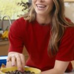 Jessica Biel Instagram - Don’t stress the kids’ lunches for back-to-school. With DoorDash, you can stock up on groceries for the week, or refresh what’s running out. And maybe get a little something for yourself, too, yeah?