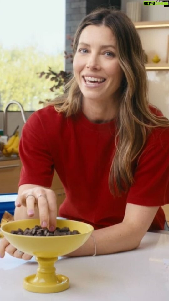 Jessica Biel Instagram - Don’t stress the kids’ lunches for back-to-school. With DoorDash, you can stock up on groceries for the week, or refresh what’s running out. And maybe get a little something for yourself, too, yeah?