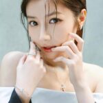Jessica Chan Yee Chun Instagram - Love is the affinity which links and draws together the elements of the world. The new @PeoniaDiamond Affinity collection, the ribbon twist design symbolizes your precious connection with your beloved, best gift idea for lover. #PeoniaDiamond #AffinityCollection