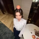 Jessica Chan Yee Chun Instagram – 我係一隻阿拉斯加蟹🦀🦀🦀

試玩毛EP12《惡魔旅館》
@trialanderror924

📷: @zac_nirvana_