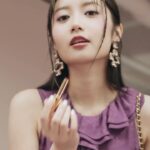 Jessica Chan Yee Chun Instagram - Don’t ask yourself if a colour is pretty. Ask if it is different. Explore the importance of colour in the CHANEL Beauty universe. CHANEL Codes Couluer pop-up, opens from today until 12 August at Capitol Centre in Causeway Bay. @CHANEL.BEAUTY #CODESCOULEUR #CHANELMakeup