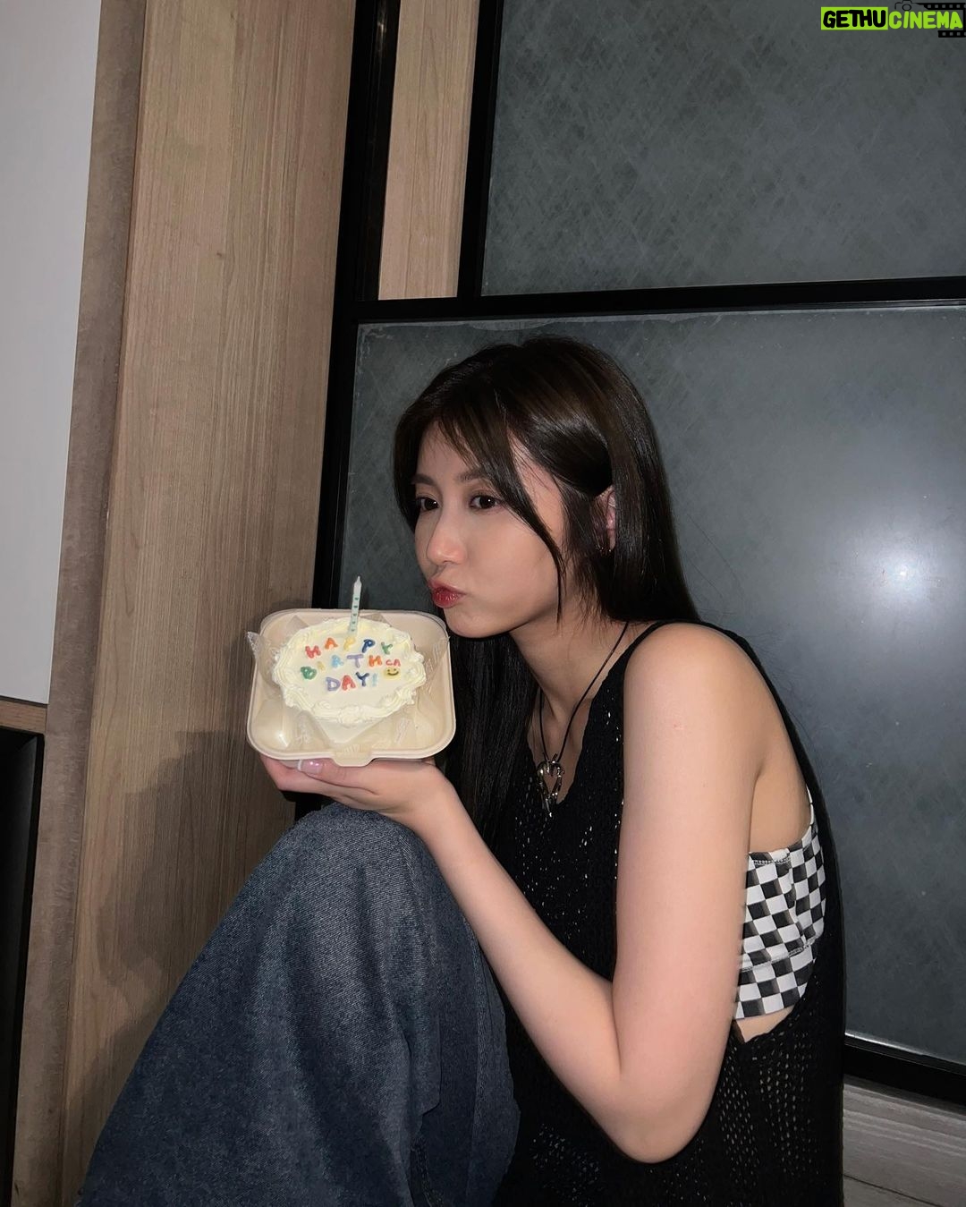 Jessica Chan Yee Chun Instagram - ππ§Έπ―ββοΈ