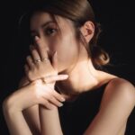Jessica Chan Yee Chun Instagram - I like the way how tiny piece jewlery shining through the dark. Wearing only what I love and staying true to myself. I am having a crush with Coco Crush. #COCOCRUSH #CHANELFINEJEWELRY @chanelofficial