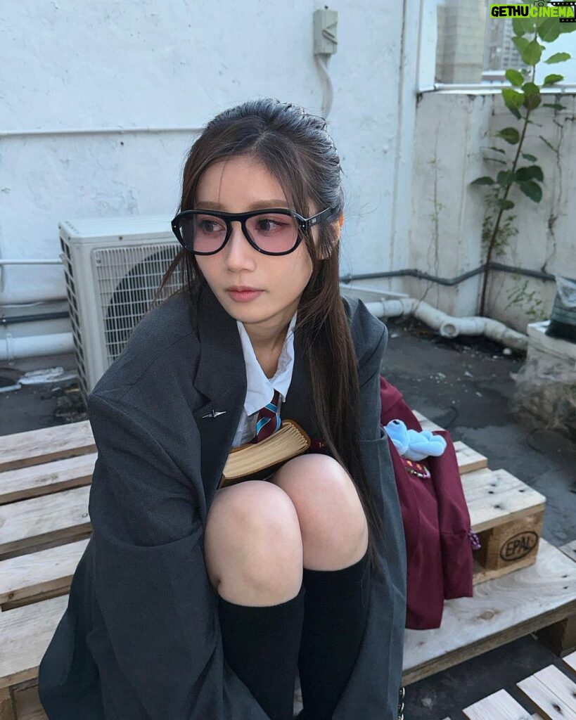 Jessica Chan Yee Chun Instagram - Not your average school girl 🗯️ @gentlemonster @puyioptical #GentleHighSchool #GentleMonsterOptical