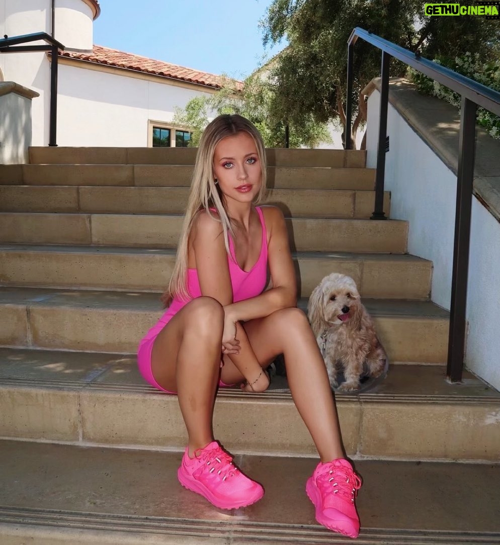 Jessica Lord Instagram - when @merrell x @sweatybetty team up to give you the Barbie you can’t play with 💕 • #MerrellCrew