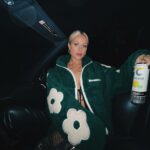 Jessica Lord Instagram - driving home for Christmas - with a Celsius in hand of course :) • @celsiusofficial #celsiuslivefit #celsiusbrandpartner