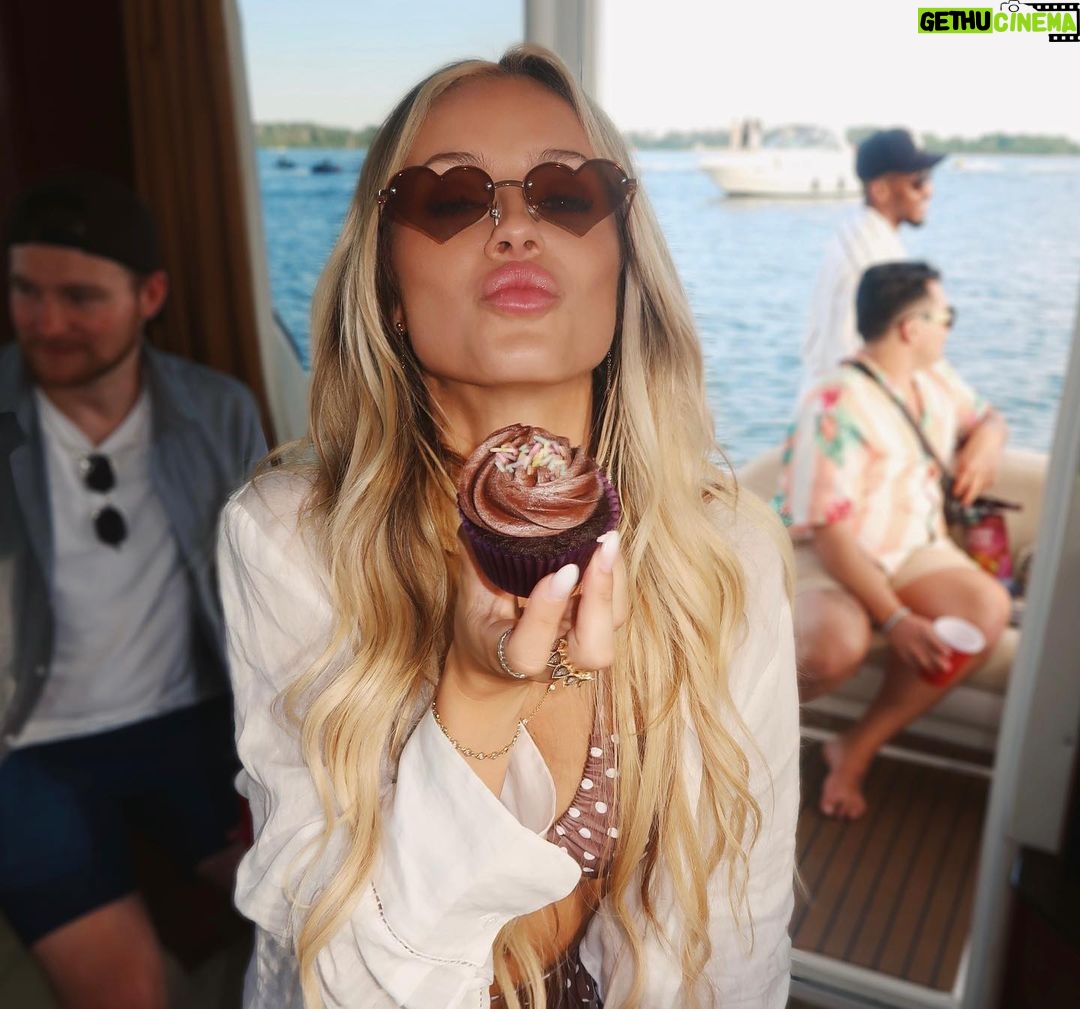 Jessica Lord - 24.7K Likes - trip made it out of the group chat 🥂