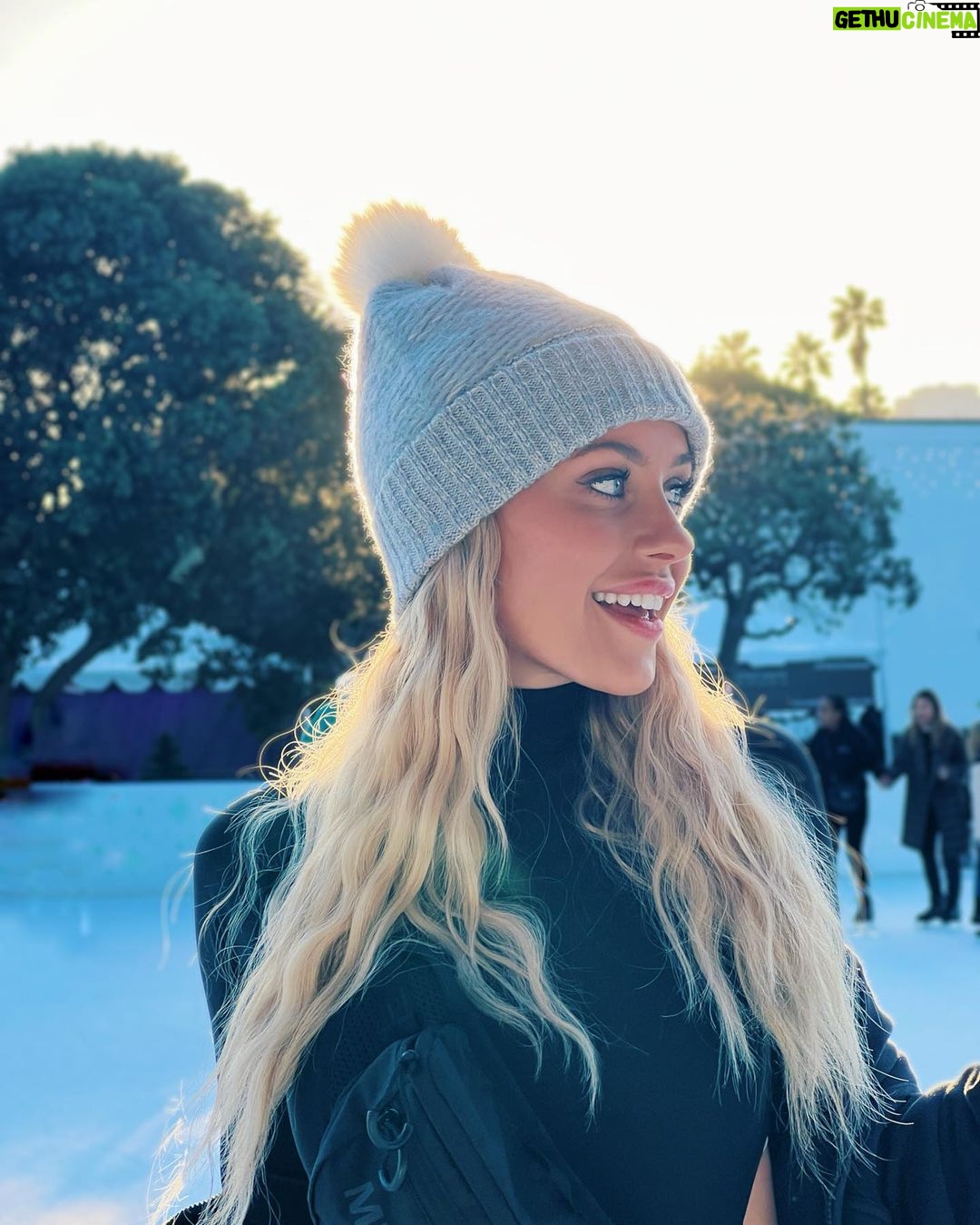 Jessica Lord - 29.9K Likes - have an ice day ❄️ @merrell