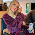 Jessica Lord Instagram - Set life savior 🍊 • @celsiusofficial #celsiuslivefit #celsiusbrandpartner