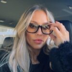 Jessica Lord Instagram - 😆🍟👯‍♀️💅🏼🕶️🎭⛸️🐢🍔 New York City