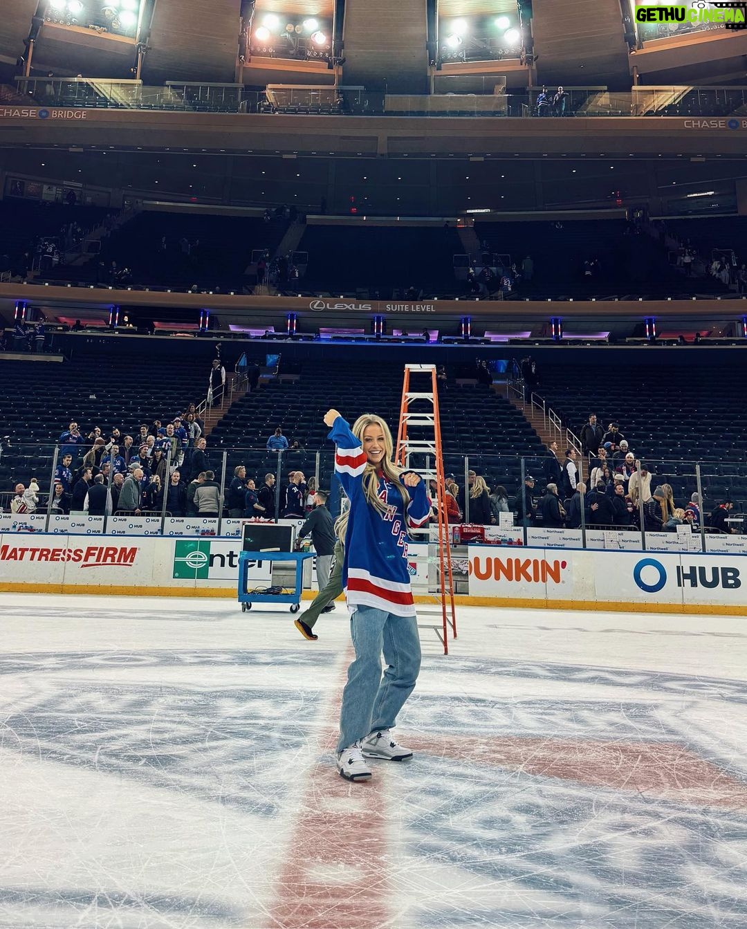 Jessica Lord - 31.3K Likes - scored myself a pretty good one 🏒