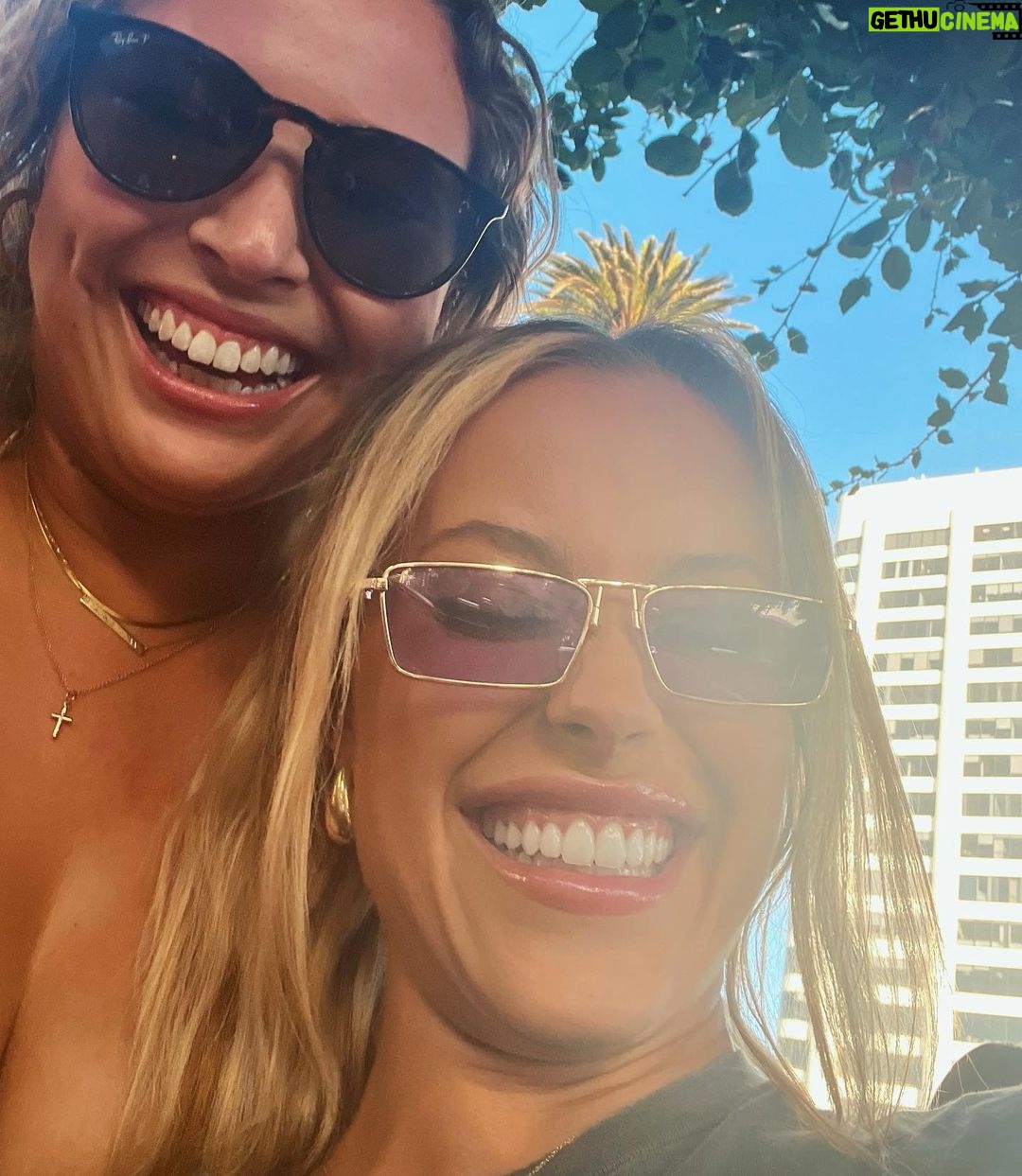 Jessica Lord - 23.7K Likes - nothing but smiles x