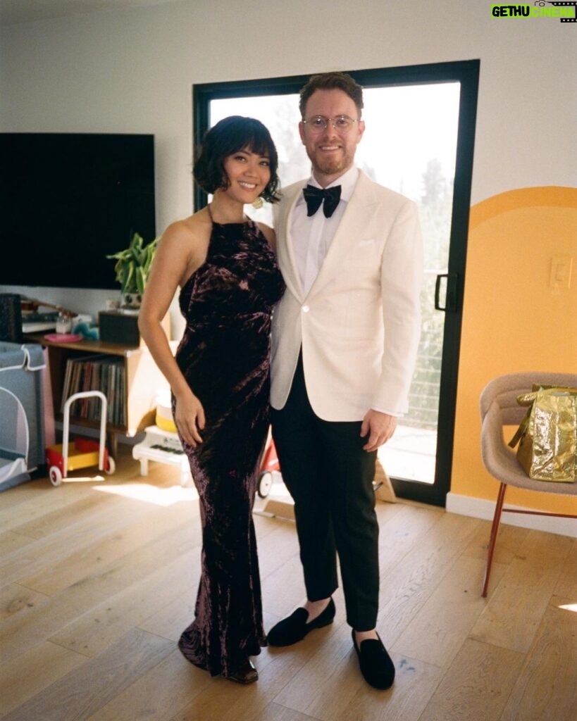 Jessica Lu Instagram - Doesn’t he look so handsome in his new tux I forced him to buy? 😊 I love my vintage Vera Wang dress, that I got from @luciazolea, with its gorgeous cocoa-colored crushed velvet and drape-y low back, thank you to @mellovesrys for making sure it fit me perfectly. Thank you to @michalmakeup for teaching me how to do my makeup for our pandemic elopement bc that’s what I did for my face. Thank you to the best Auntie @lesliealejandro and Uncle @kevinmalejandro for watching Everest so I could go out, I’ve been there for every bedtime for the past 16 months and she wouldn’t have felt safer with anyone else. Ignore the time stamp on some of my photos, my film camera is old and living fittingly in the past. #emmys