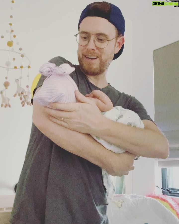 Jessica Lu Instagram - My fav video from the day we got to bring Evy home. 🥰 Today for Fathers Day he let me go back to sleep for another hour after I nursed her. He fed her breakfast and played with her while I had a fever dream that we had another kid. My Hisband is thee best, truly nobody better. Award Winning. I’ll try and be nice to you today. But tomorrow it’s back to regularly scheduled programming. 🤷🏻‍♀️ We love you so much! ❤️