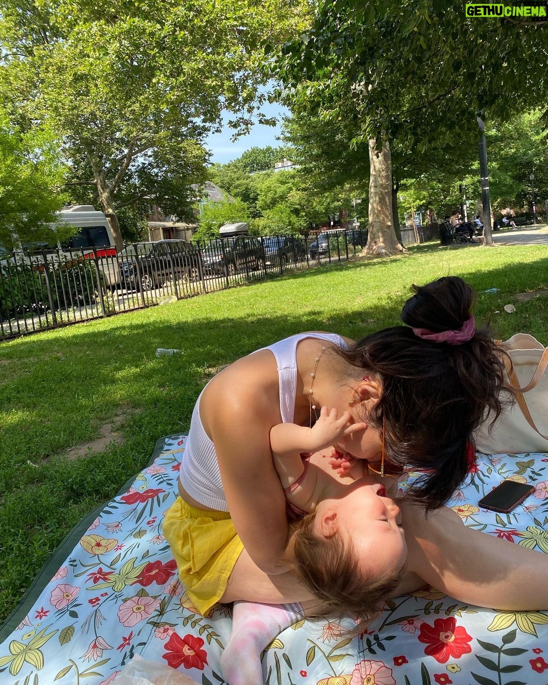 Jessica Lu Instagram - not a @lili_mamalu approved pic for her insta bc of my armpit mole that quadrupled in size during pregnancy, but very jLu approved bc I look hot no matter what lol