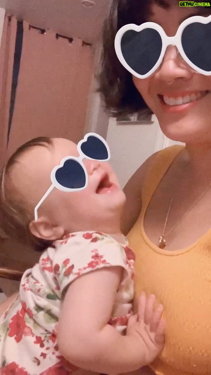 Jessica Lu Instagram - everything feels terrrrrible most of the time but I have a 2 minute video of this which makes life somewhat manageable. at least for 2 minutes… ha! 🫠✌🏼😘