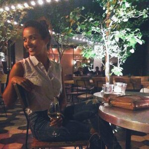 Jessica Lucas Instagram - Welcome to the neighborhood @zinque on Melrose! I ❤️you.