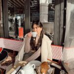 Jessica Mila Instagram - Throwing it back to the charm of Parisian days 🤍