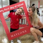 Jessica Thivenin Instagram - Maylone est rentré aujourd’hui à école, fini la nursery!.. Une nouvelle aventure commence ♥️ ça c’est super bien passé il a adoré et voulait même y rester ! Ça fait tellement bizarre j’ai l’impression que c’était hier qu’il est né , et pourtant c’est un grand garçon qui a bientôt 4 ans ! Je suis fière de mon petit garçon 🙏🏻🥰 j’ai versé une larme 🥲