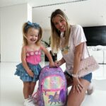 Jessica Thivenin Instagram - Aujourd’hui c’est la rentrée à la nursery pour Leewane, la seconde et dernière année 🩷☺️