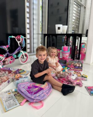 Jessica Thivenin Instagram - 2 ans aujourd’hui joyeux anniversaire à notre princesse Leewane 👑💕