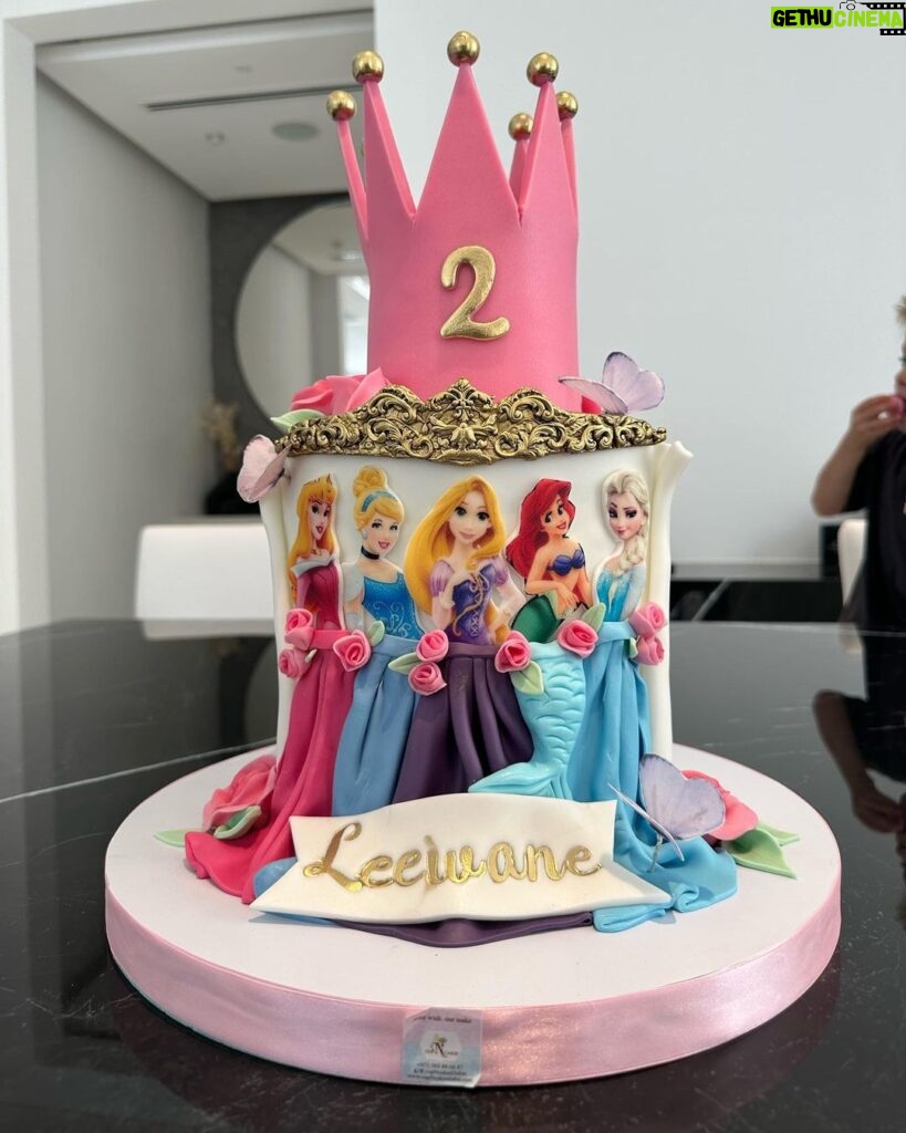 Jessica Thivenin Instagram - 2 ans aujourd’hui joyeux anniversaire à notre princesse Leewane 👑💕