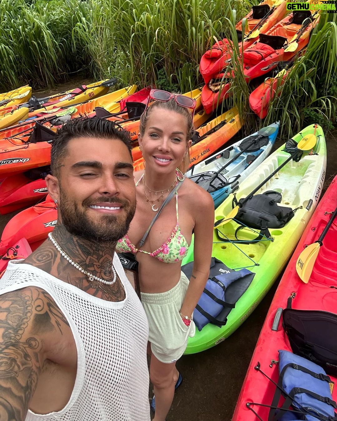 Jessica Thivenin Instagram - K A U A I 🌴 vraiment une île incroyable qu’on a pu faire en long, en large et en travers. Kauai,Hawai