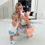 Jessica Thivenin Instagram - 🧡