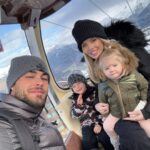 Jessica Thivenin Instagram - Nos première vacances au ski en famille ! ❄️Faire découvrir la neige aux enfants c’était incroyable ♥️