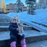 Jessica Thivenin Instagram - Nos première vacances au ski en famille ! ❄️Faire découvrir la neige aux enfants c’était incroyable ♥️