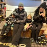 Jessica Thivenin Instagram - Nos première vacances au ski en famille ! ❄️Faire découvrir la neige aux enfants c’était incroyable ♥️