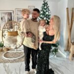 Jessica Thivenin Instagram - Bon réveillon à tous ! Profitez de vos familles et de vos proches ♥️ on vous aime ! La famille Garcia .