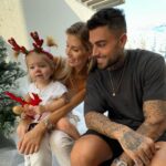 Jessica Thivenin Instagram - Aujourd’hui c’était la journée de Noël a la nursery🎅🏼🎄 , la première pour Leewane, on c’est régalé. Maylone a demandé au papa Noël ce qu’il voulait, et devinez ce que c’est ! 😂