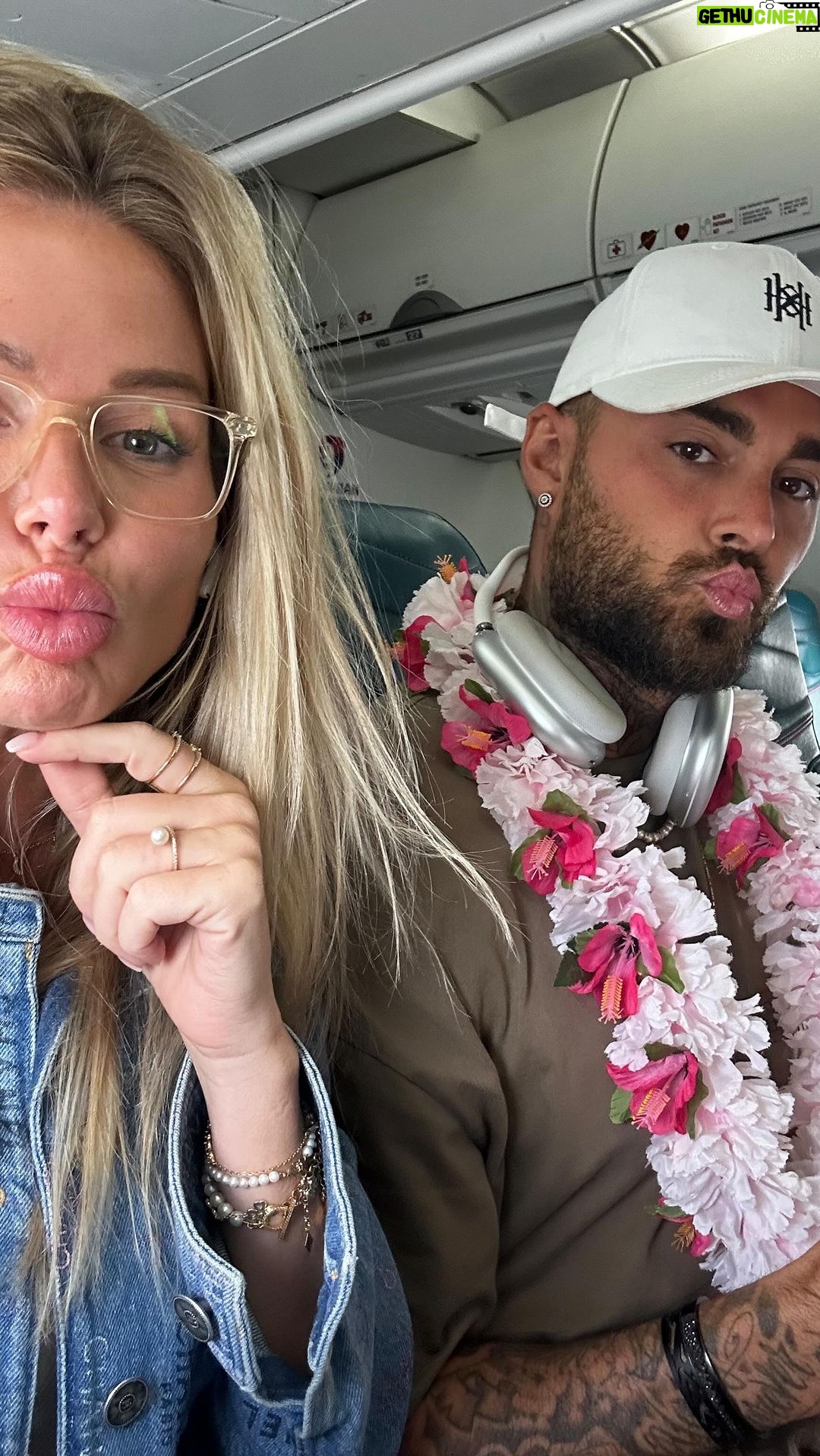Jessica Thivenin Instagram - Alors il est réussi celui ci selon vous ? 🤣🤣