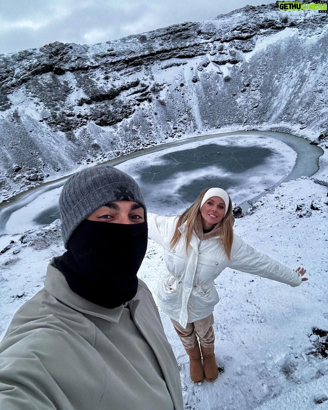 Jessica Thivenin Instagram - Greatful about today 📍Kerid Crater 📍Gullfoss 📍Geysir Golden Circle, Iceland