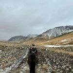 Jessica Thivenin Instagram - Balade à cheval, 📍cascade de Írárfoss Encore une journée magnifique, L’Islande rentre officiellement dans mon top 5 des voyages préférés, la glace, la nature ,le sable noir, les montagnes… paysage à couper le souffle ! Quel est ton plus beaux voyage ? À la base, nous voulions partir au Costa Rica mais @tourlane nous a conseillé de partir plutôt direction l’Islande car en cette saison, le pays est magnifique. Nous avons bien fait de leur faire confiance et nous avons aucun regret sur cette destination où on en prend plein les yeux chaque jour. Je remercie @tourlane pour leur professionnalisme et leurs conseils! si vous avez besoin de vous organiser un voyage, peu importe la destination, je vous recommande vivement de passer par leurs spécialistes de voyage personnalisés. Vous avez un devis gratuit et avec mon code promo: JESSTHIB200, vous bénéficiez de -200 € sur votre voyage. Collaboration commerciale